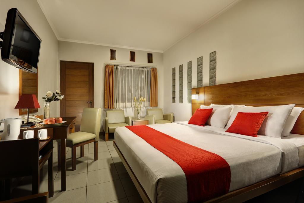 Ilos Hotel Бандунг Экстерьер фото